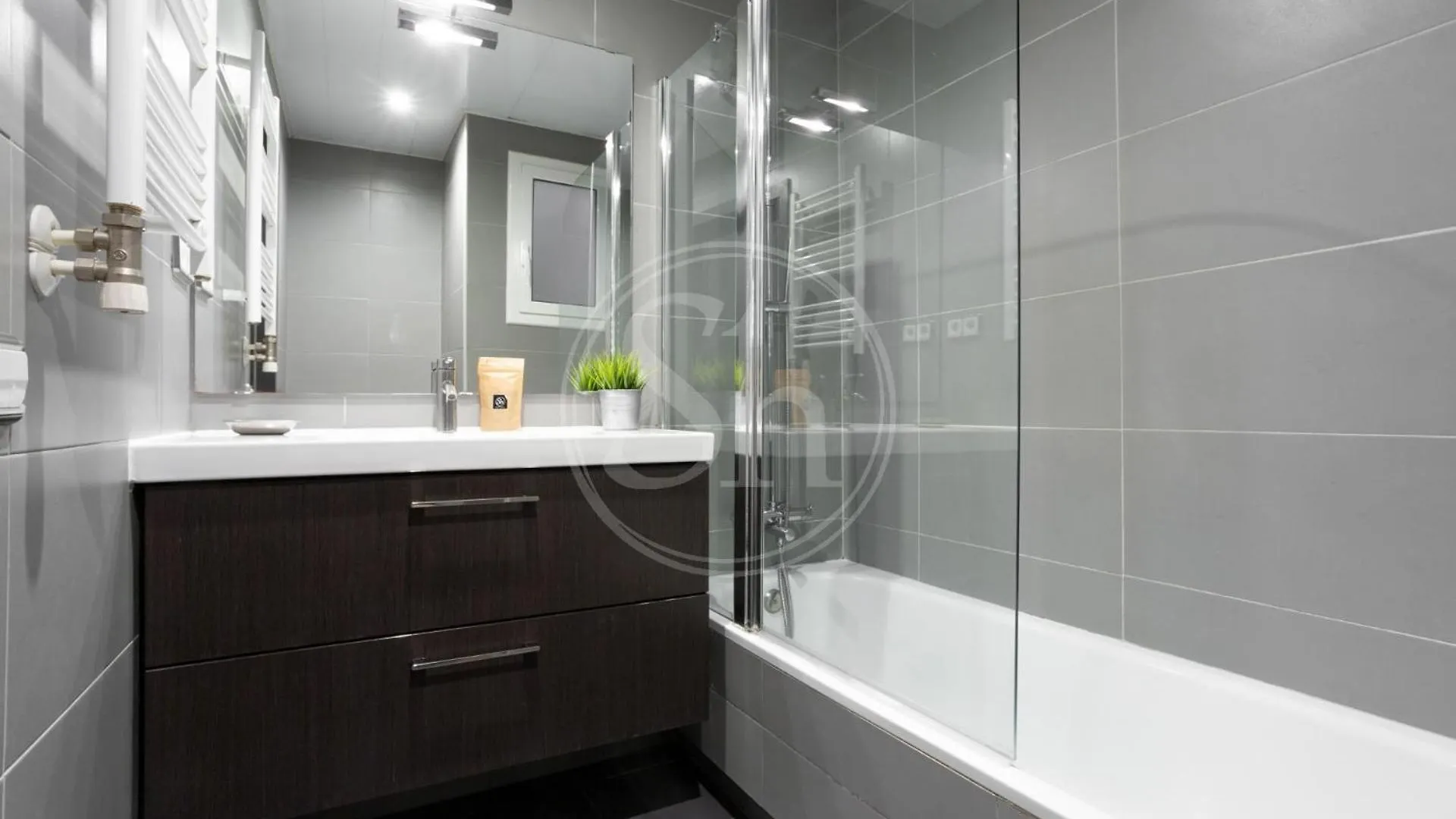 Apartamento Zona Sagrada Familia I Barcelona 0*,  Spain