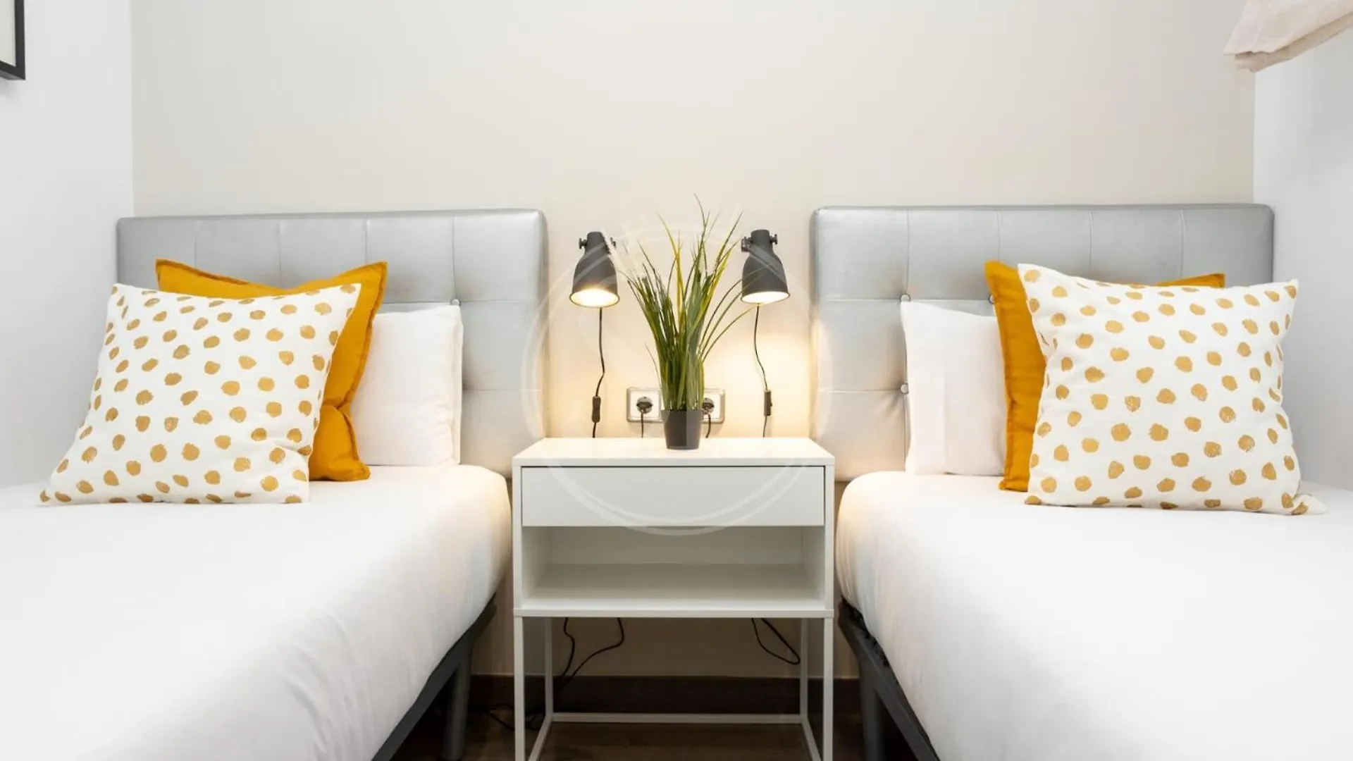 Apartamento Zona Sagrada Familia I Barcelona 0*,  Spain
