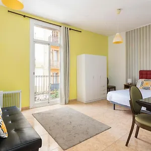 Clot-sant Marti Apartment